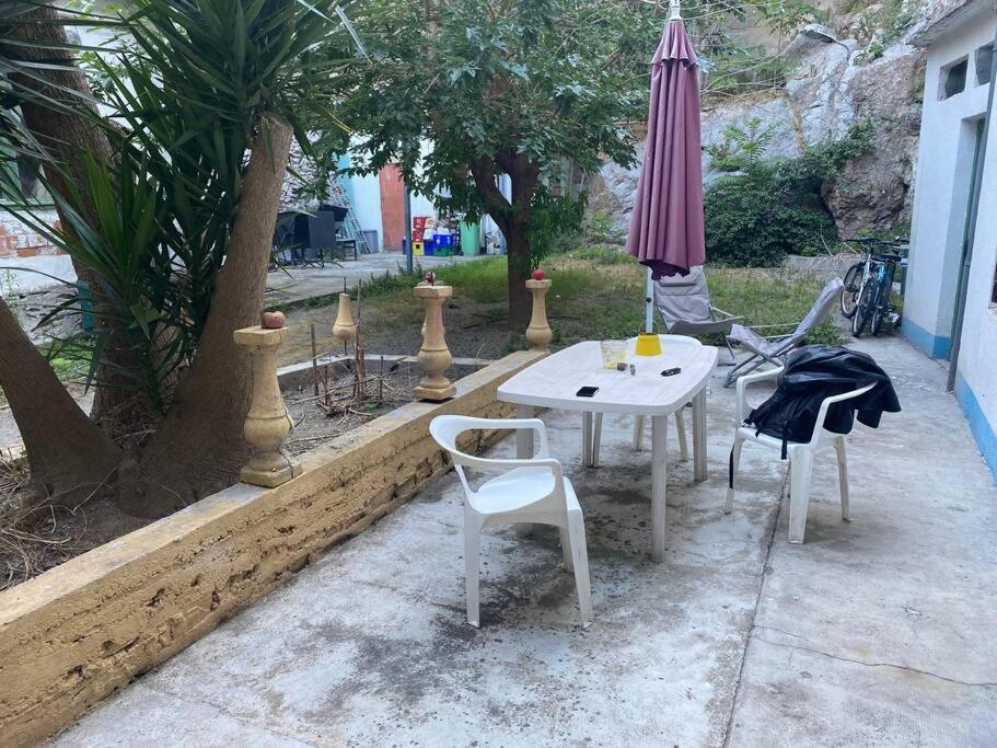 Appt 4 Pers Avec Jardin Ombrage En Centre Ville De Sète Exterior foto